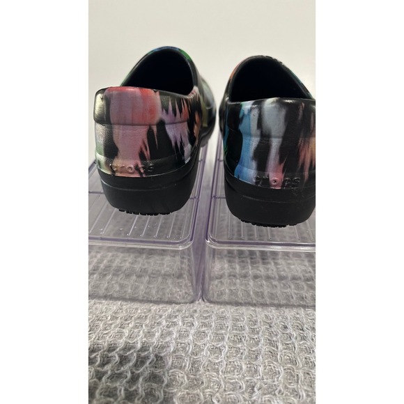 Crocs At Work Bistro Clogs Tie Dye Slip Resistant Shoes Women's Size 9 - Picture 2 of 4